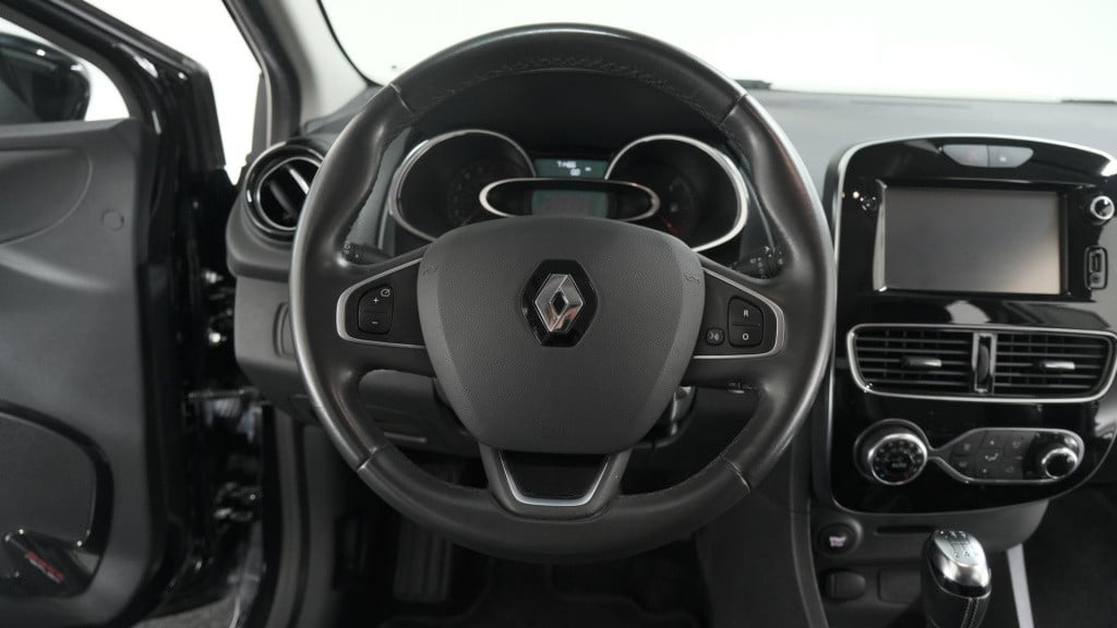 Renault Clio estate tce 90 intens | trekhaak | navigatie | parkeersensoren 