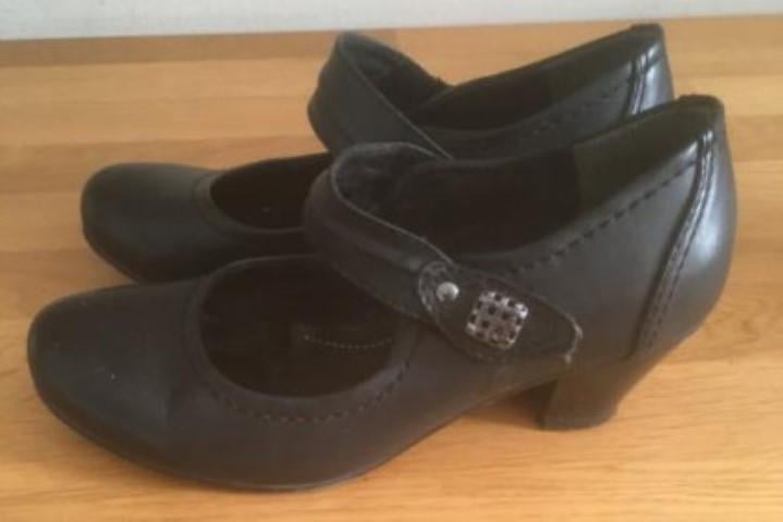 Schoenen (verschilende paren zie foto s)