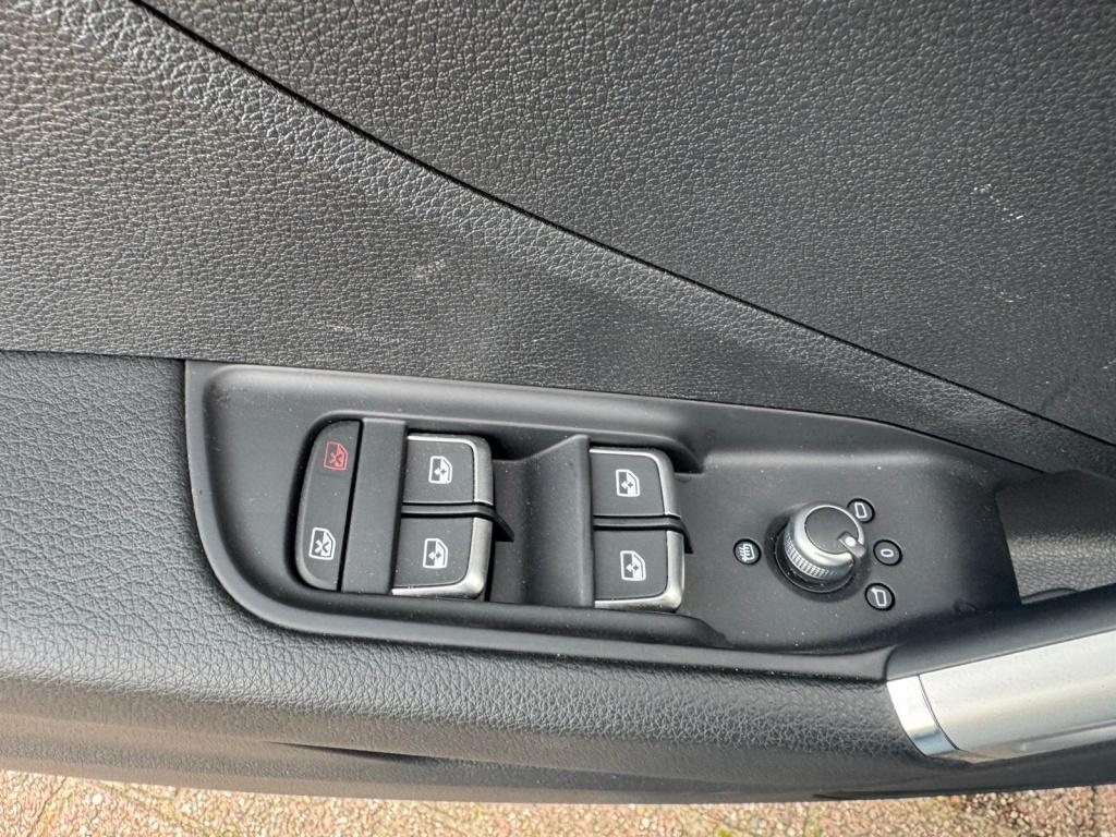 Audi Q2 35 tfsi s edition