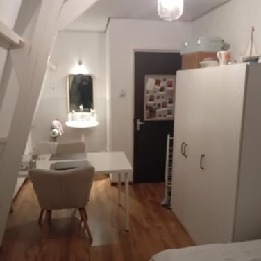 Te huur nette studentenkamer voll gemeubileerd in Vlissingen