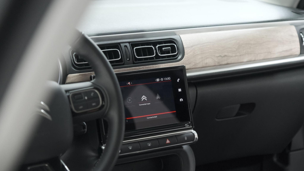 Citroen C3 puretech 82 shine | stoelverwarming | apple carplay | parkeersen