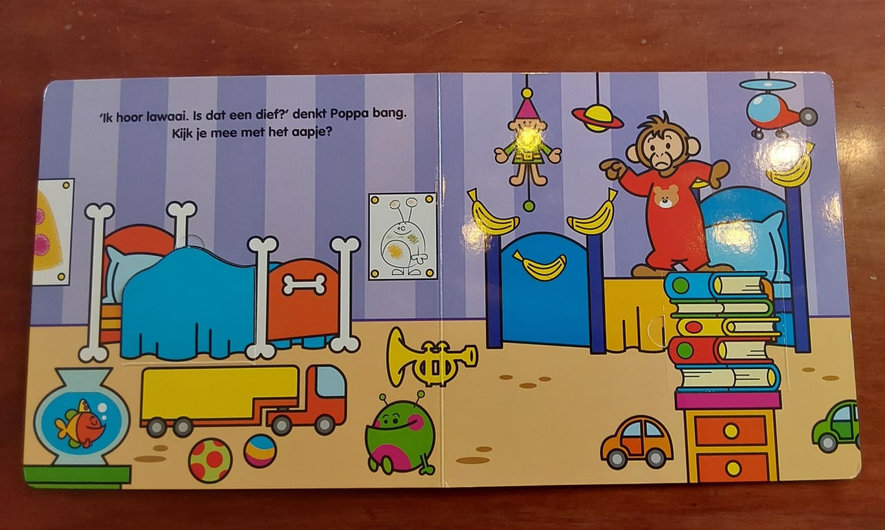 Leesboekje met flapjes. Bumba oogjes dicht van het merk studio100