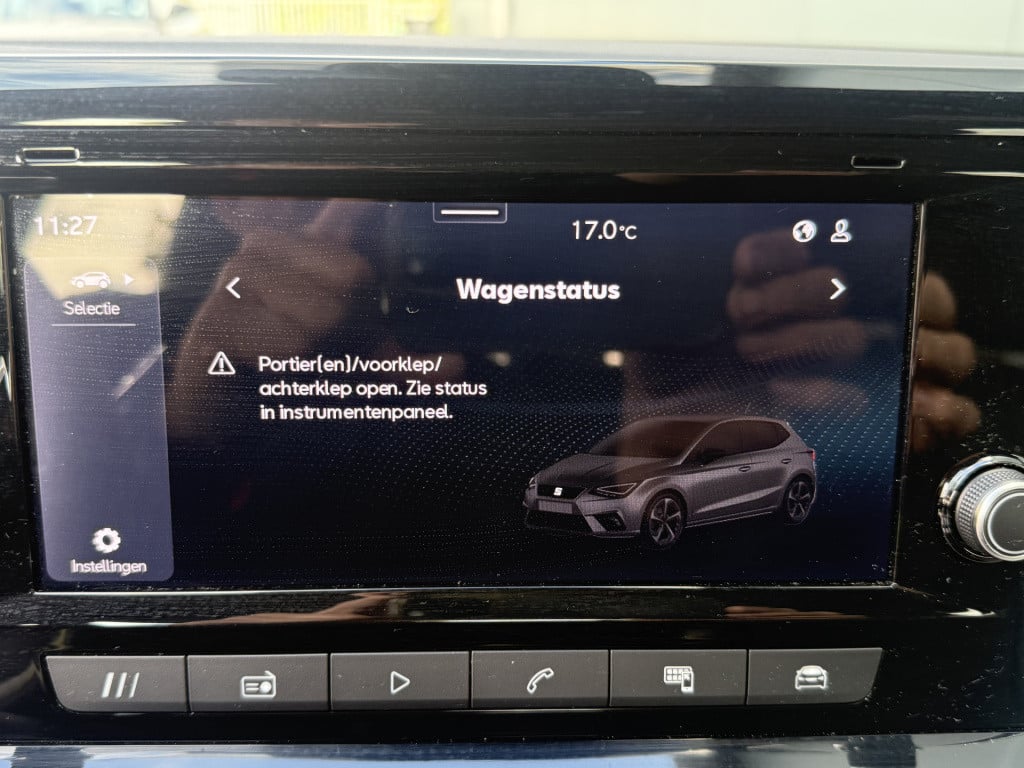 Seat Ibiza 1.0 ecotsi style business connect 5-drs