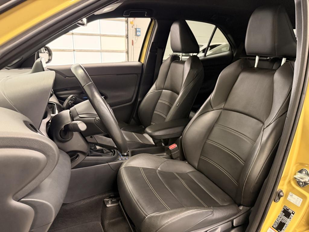Toyota Yaris Cross 1.5 hybrid launch edition| jbl |hud| awd| stoelverw+stuu
