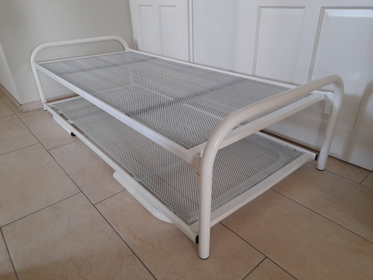 Bed met onderschuif bed (in goede nette staat ) 2 x 80 x 200