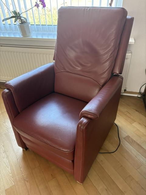 Elektrische relax fauteuil — bordeaux/donkerrood leer