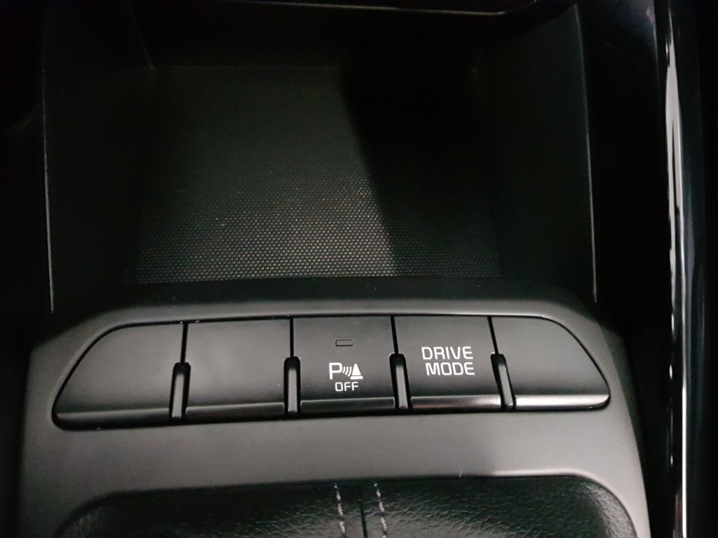 Kia Stonic mhev dynamicplusline 100 pk