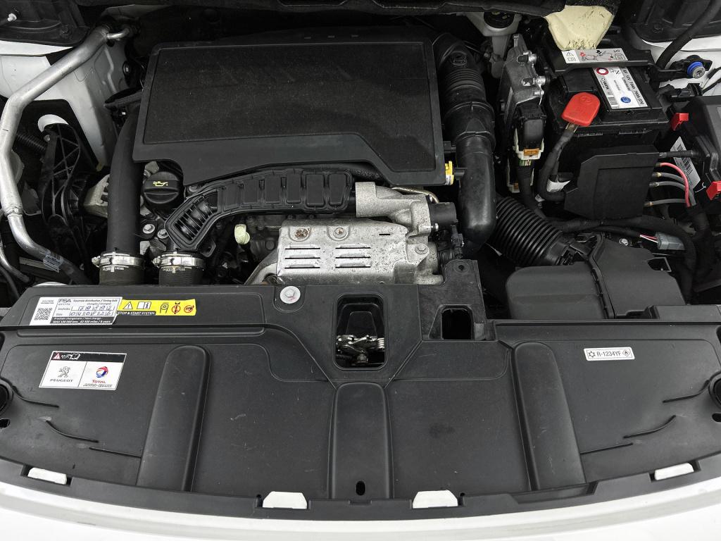 Peugeot 3008 1.2 puretech blue lease premium avantage