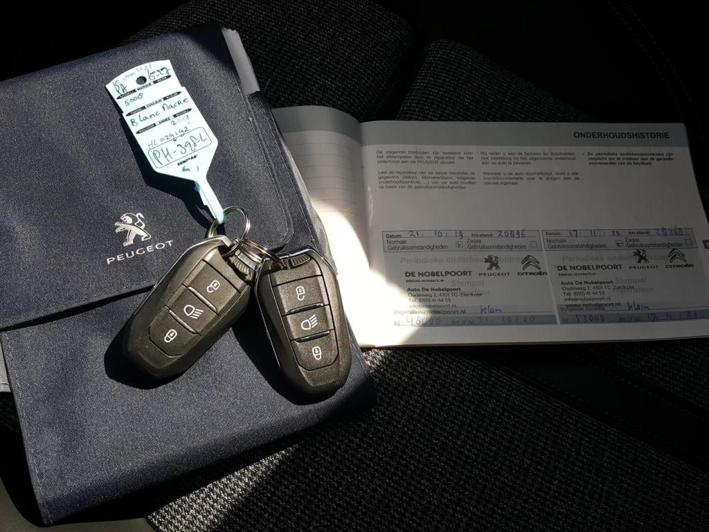 Peugeot 5008 allure 1.2 pt-130pk automaat (6t) full-led voor |comfort stoel