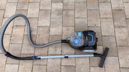 Philips stofzakzuigerloze stofzuiger te koop