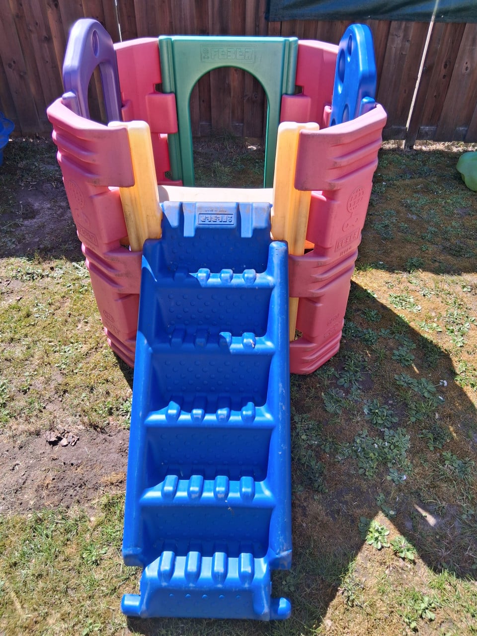 Speelhuisje / Glijbaan