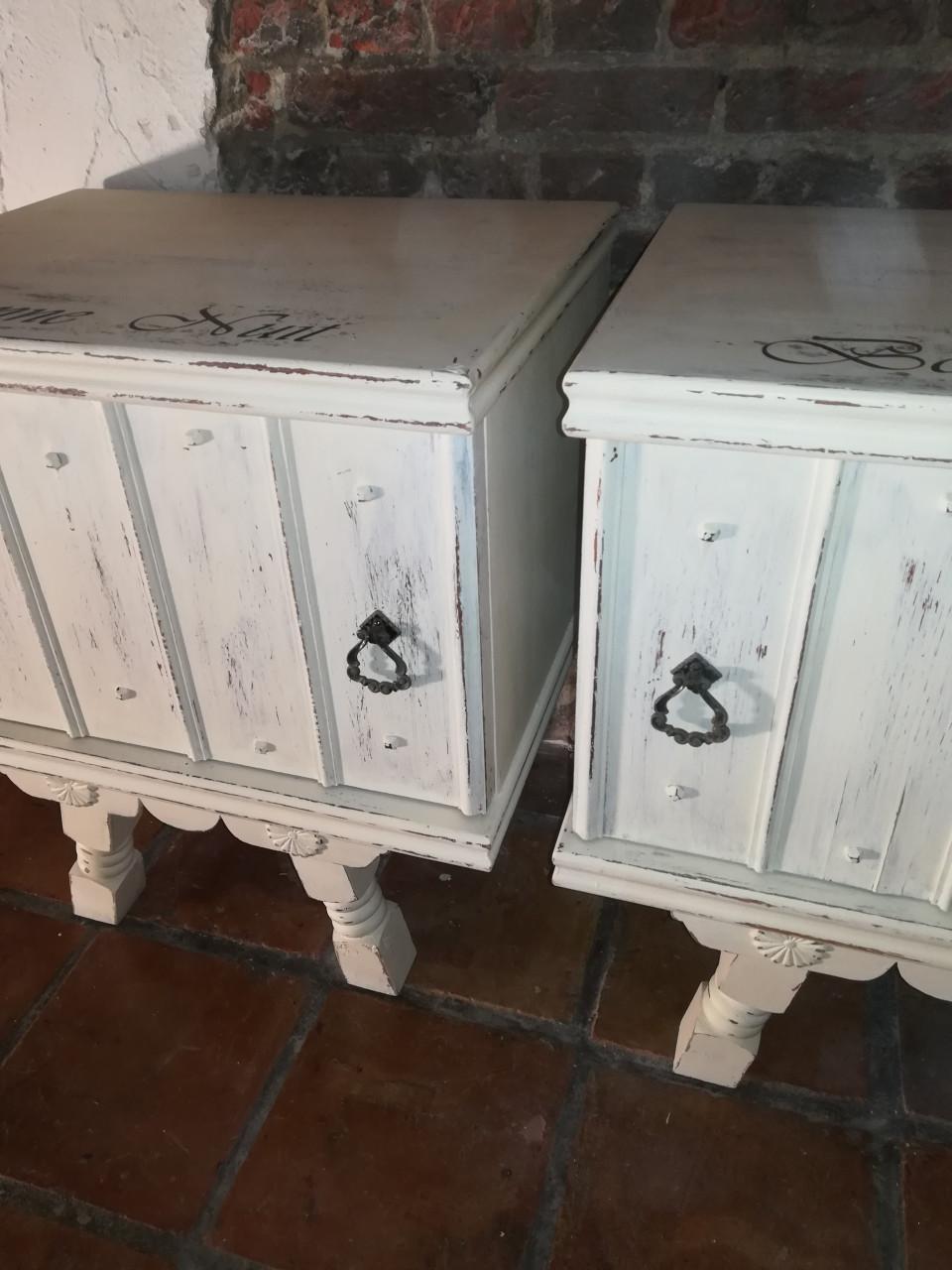 2 Brocante nachtkastjes
