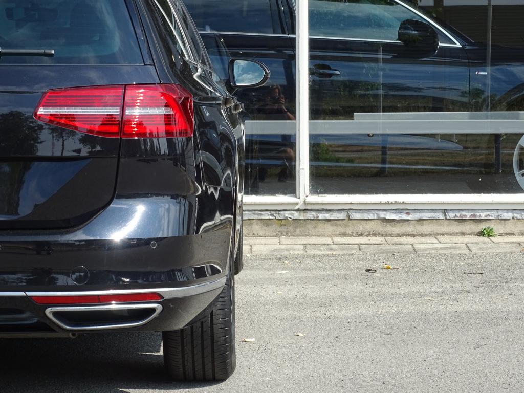 Volkswagen Passat variant 1.4 tsi gte connected series plus | pano | trekha