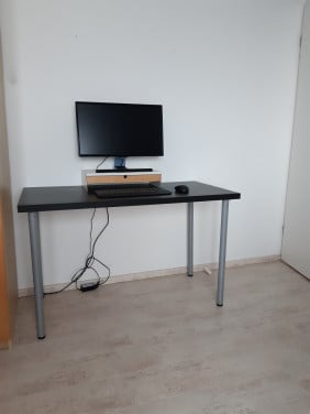 Bureau (120 x 60 cm)