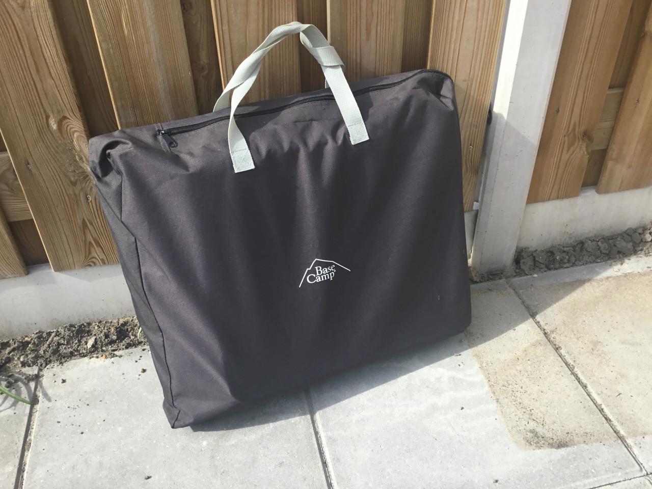 Voorraadkast voor tent of caravan