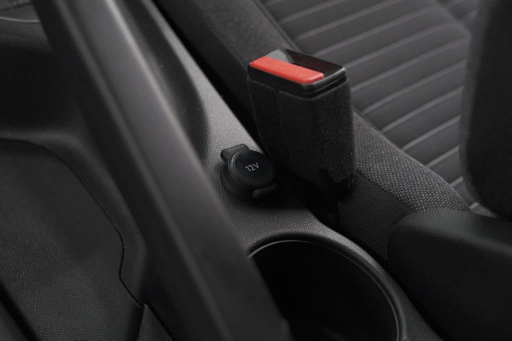 Peugeot 208 puretech 100 active | parkeersensoren | navigatie | apple carpl