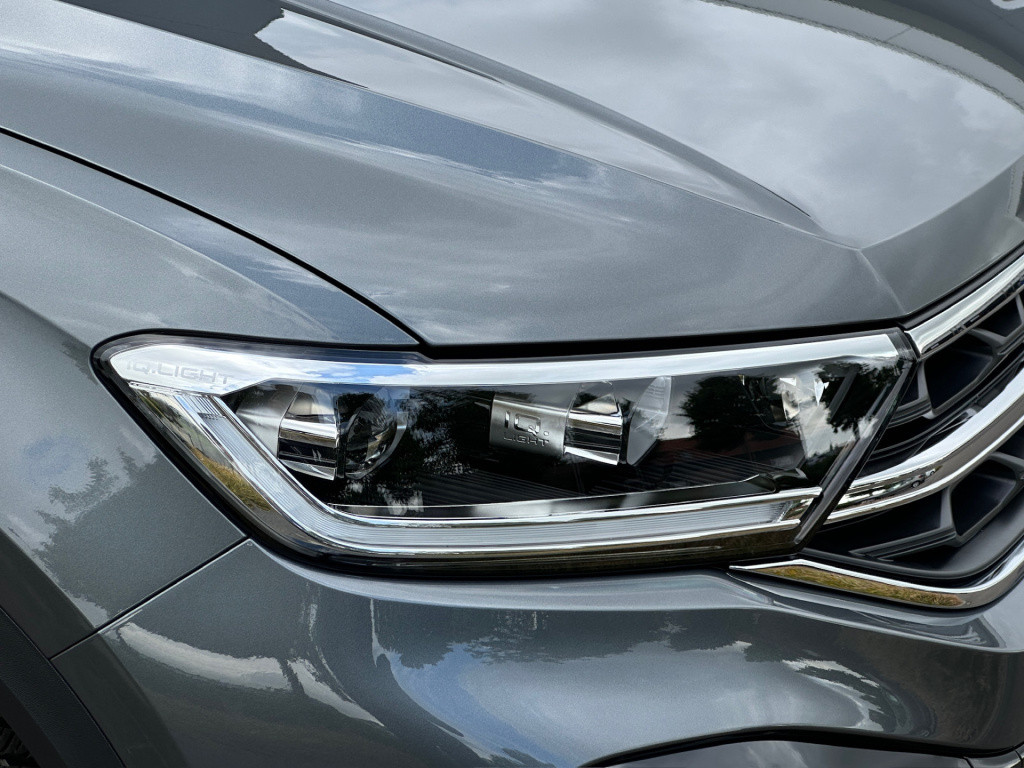 Volkswagen T-roc 1.5 tsi 150pk r-line | navi | camera | ergo stoel | alcant