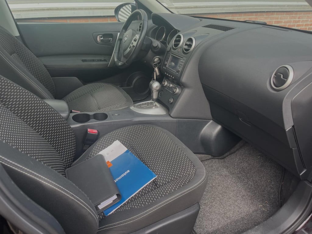 Nissan Qashqai 2.0 tekna | incl. beurt & apk | trekhaak