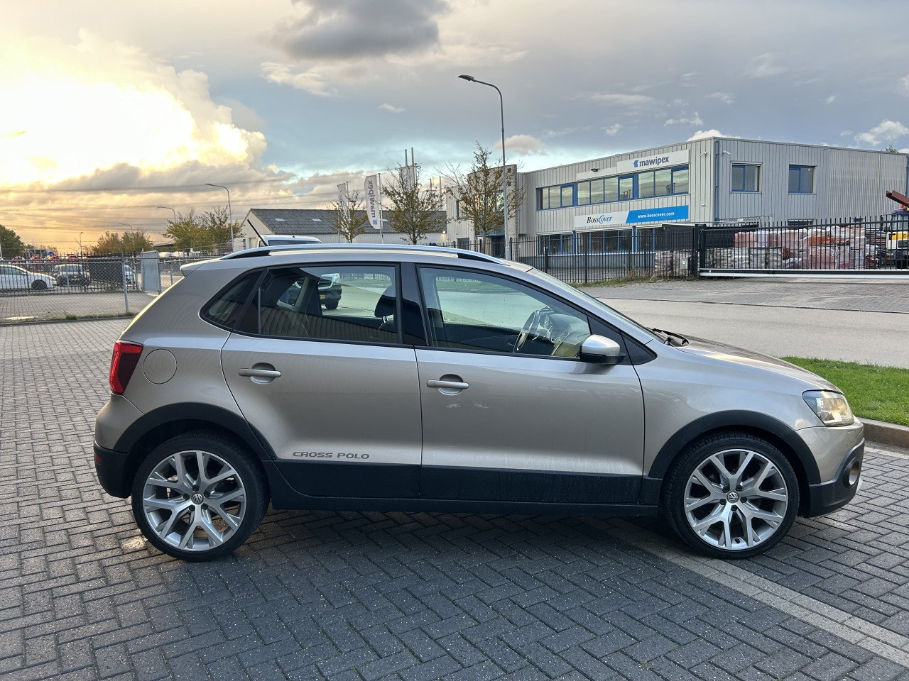 Volkswagen Polo 1.2 TSI CrossPolo BlueMotion Tech/APK/AIRCO/