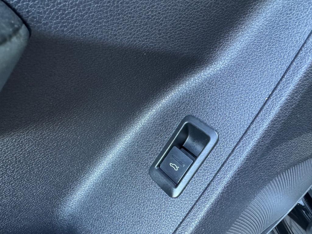 Audi Q3 35 tfsi 3x s line * matrix led * keyless * stoelverwarming