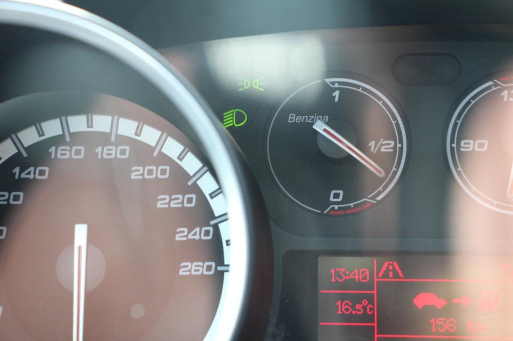 Alfa Romeo Giulietta 1.4 turbo turismo -170 pk - trekhaak - panoramadak - p