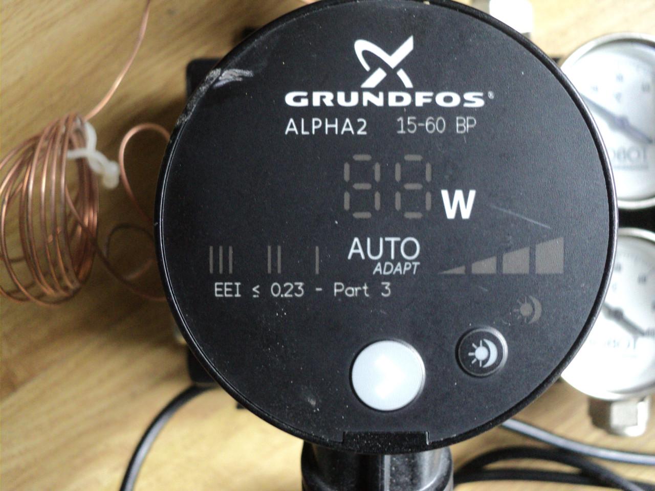 Vrijwel nieuwe 3 groep verdeler vloerverwarming ENERGI ZUINIG