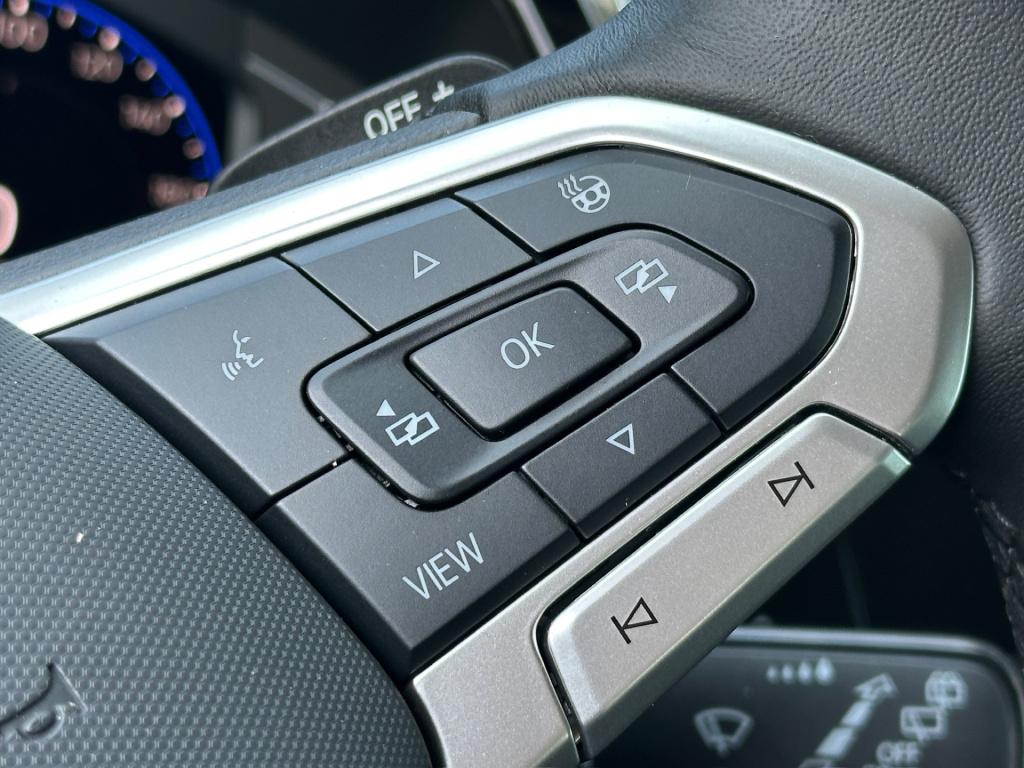 Volkswagen Touran 1.5 tsi 150pk dsg r-line highline | led | trekhaak | dode