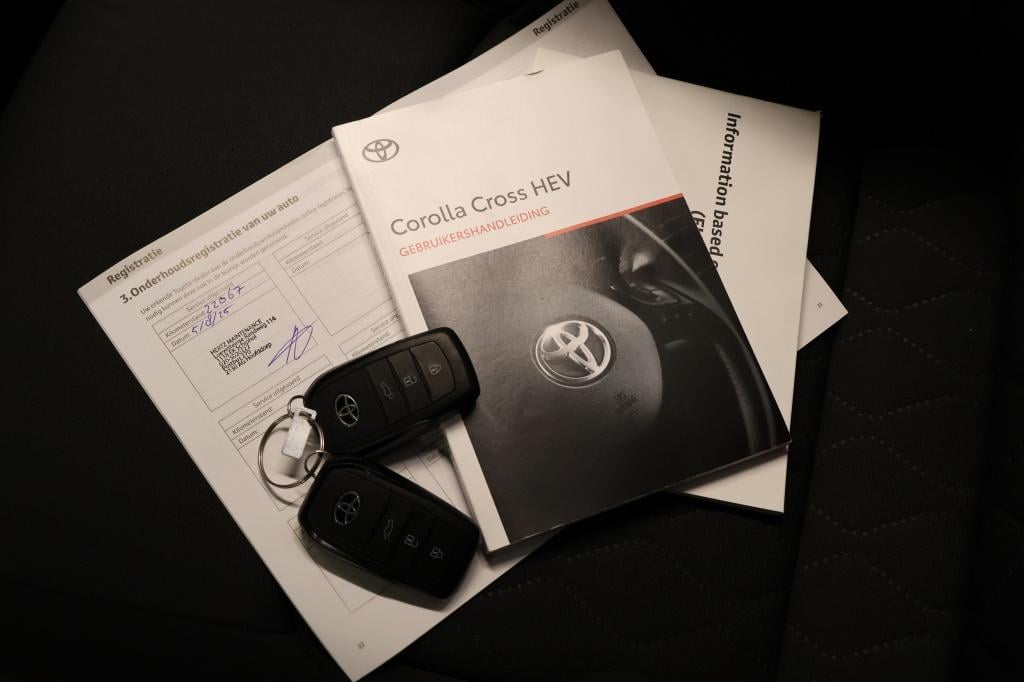 Toyota Corolla Cross hybrid 140 style