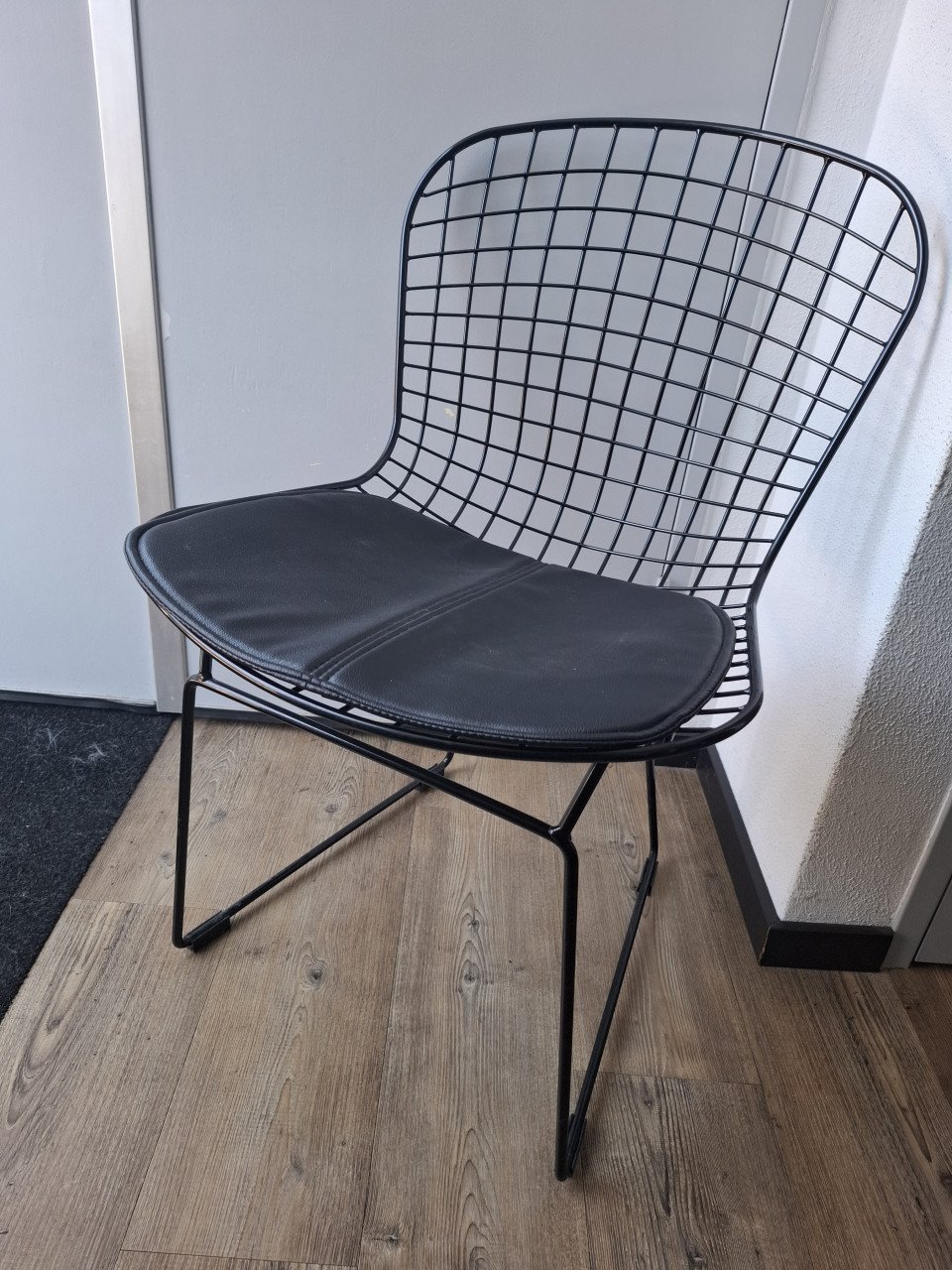 Metalen stoel inclusief kussen