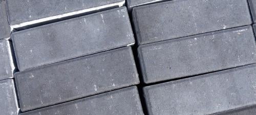 ***LONG STONES** (01)