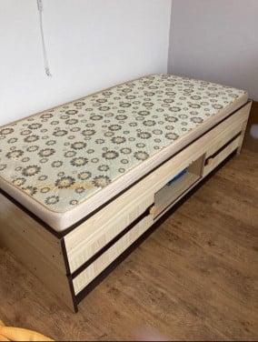 Bed inclusief matras en lattenbodem