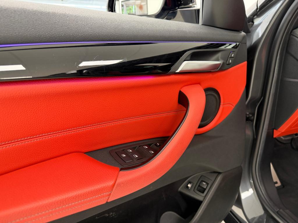 BMW X2 xdrive25e m-sport x | panoramadak | memory stoelen | head-up-display
