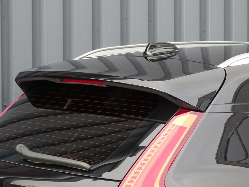 Volvo XC40 2.0 t4 momentum