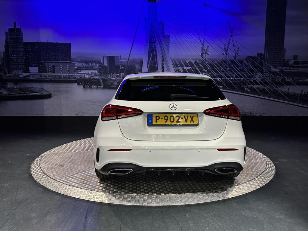 Mercedes-Benz A-Klasse 180 premium plus amg *pano*sfeer*camera*appconnect*