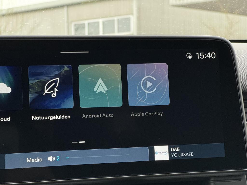 Hyundai Kona 1.6 gdi hev premium sky