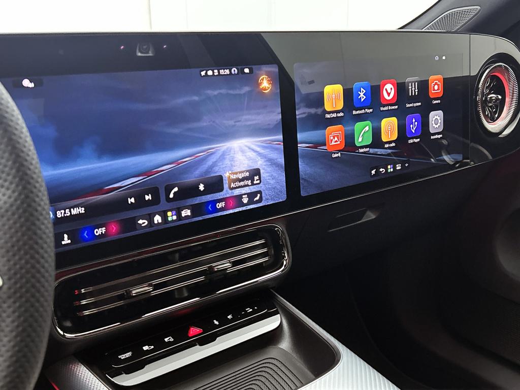 Mercedes-Benz Cla shooting brake 180 business solution amg | premium pakket