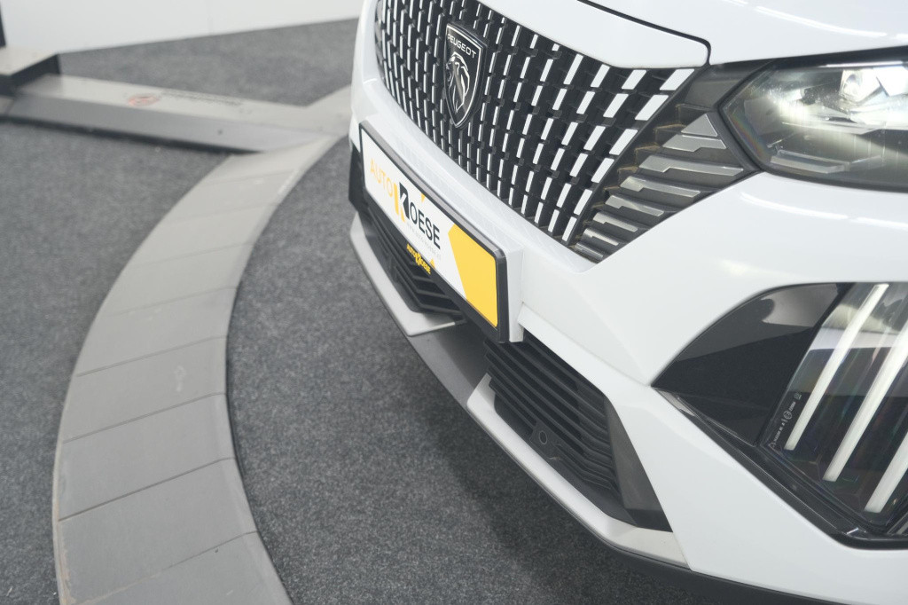 Peugeot 2008 puretech 130 eat8 gt | camera | apple carplay | parkeersensore