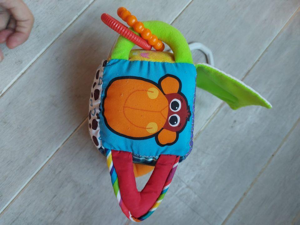 Lamaze hangspeeltje Cube
