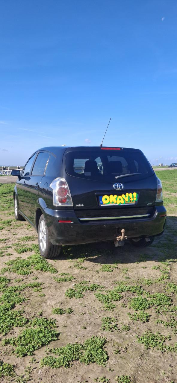 Toyota Corolla Verso 1.8 / 5-deurs zwart