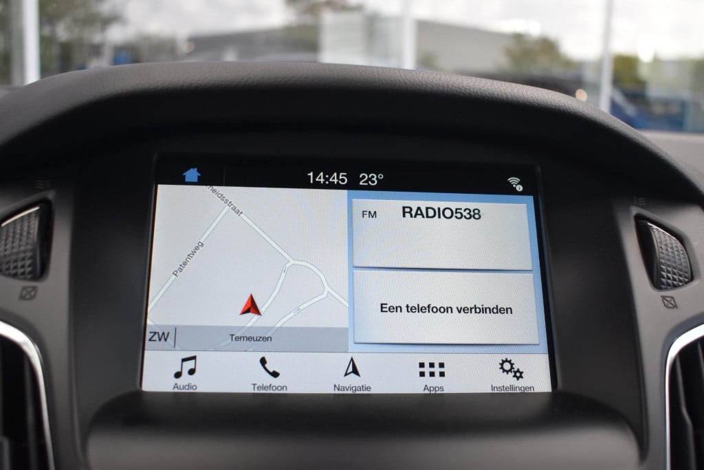 Ford Focus 1.0 titanium | cruise control | trekhaak | achteruitrijcamera | 