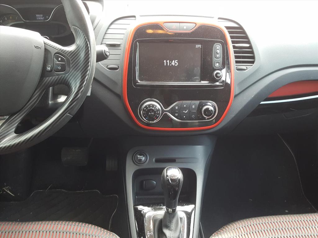 Renault Captur tce 120pk edc helly hansen | navigatie | trekhaak | bluetoot