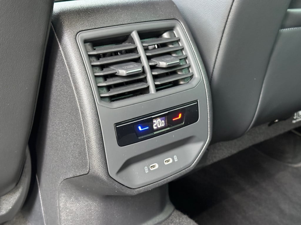 Cupra Formentor 1.5 tsi 150pk dsg | adapt. cruise | carplay | camera | dode