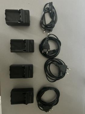 Universele Lo-ion acculader