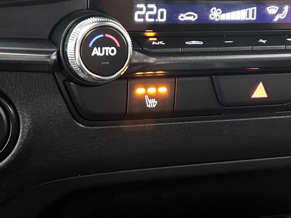 Mazda 3 2.0 e-skyactiv-g m hybrid 150 nagisa