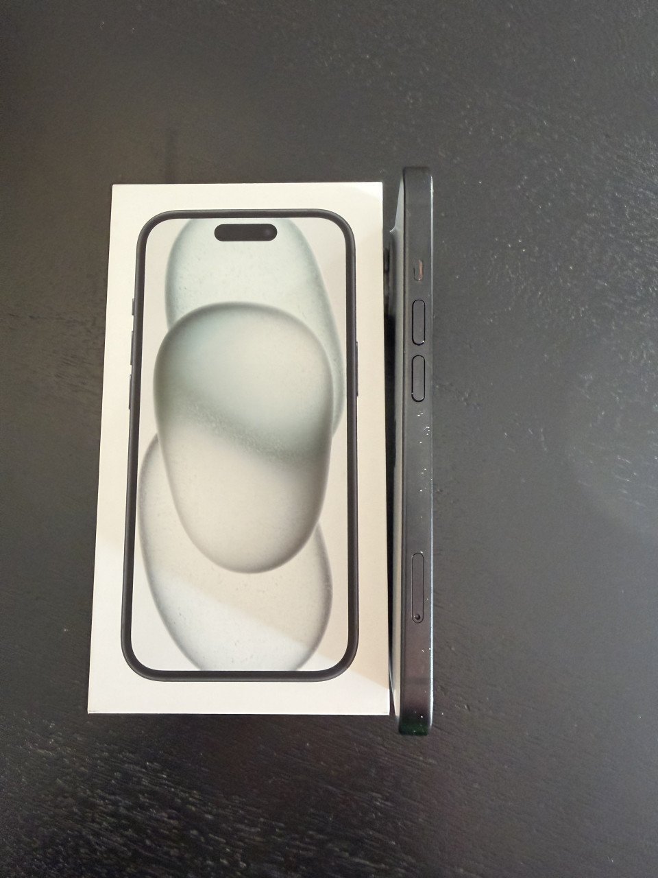 IPhone 15 128GB
