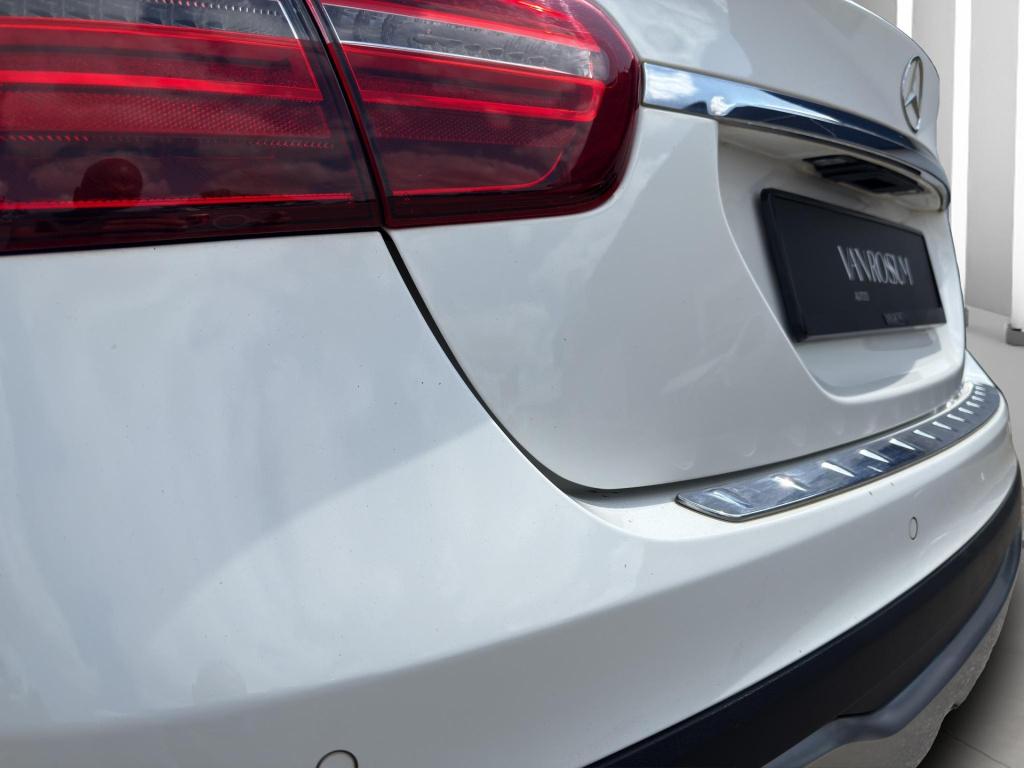 Mercedes-Benz Gla-klasse 180 premium | pano | leder sportstoelen | camera |