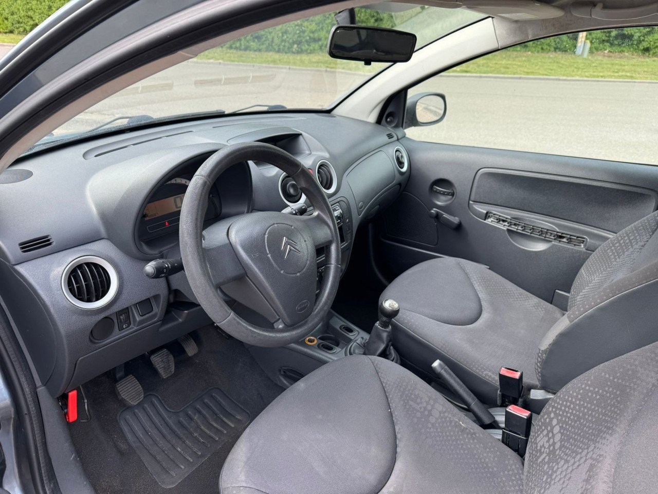 Citroen c 2 bj 2006. 1100 euro