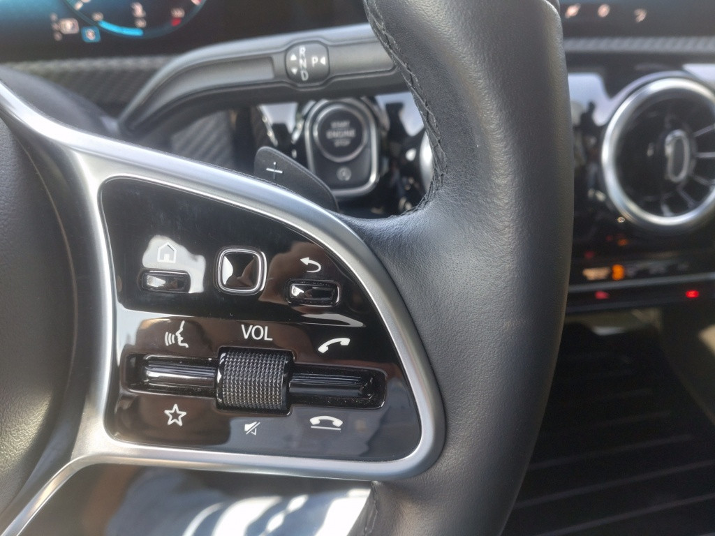 Mercedes-Benz Cla shooting brake 180 business sol. | automaat