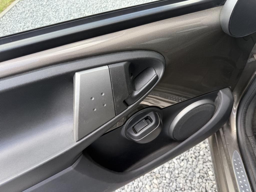 Toyota Aygo 1.0 vvt-i aspiration airco 5-drs
