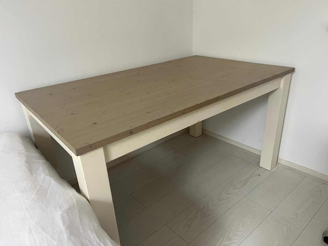 Massief houten tafel - Nederlands fabricaat